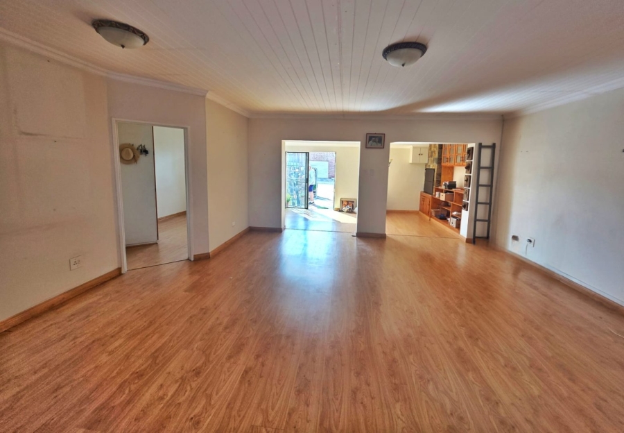 3 Bedroom Property for Sale in Hartenbos Central Western Cape